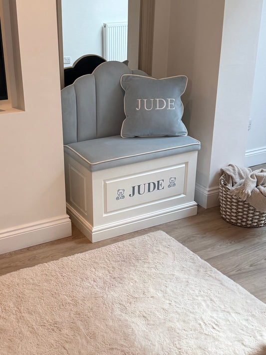 Snuggle seat toy boxes